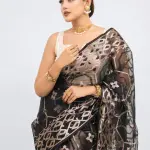 Oitri Saree